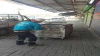 Antakya Belediyesi çöp konteynerlerinde onarım ve boyama çalışmalarını sürdürüyor