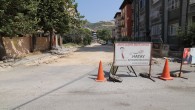 Hatay Büyükşehir Belediyesi Defne Akdeniz mahallesinde beton asfalt çalışmalarına başladı
