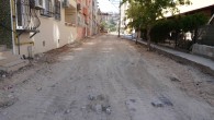 Hatay Büyükşehir Belediyesi Akdeniz Mahallesini asfaltlıyor