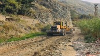 Samandağ Belediyesi Fen İşleri Ekipleri Yol yenileme çalışmalarını sürdürüyor!