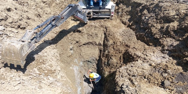 Hatay Büyükşehir Belediyesi,  Belen’de çöken atık su hattına anında müdahale etti