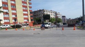 Hatay Büyükşehir Belediyesi’nden Antakya Esenlik Mahallesine asfalt