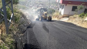 Antakya Belediyesi asfaltlama çalışmalarını sürdürüyor