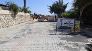 Hatay Büyükşehir Belediyesi Yol çalışmaları ile halkın ulaşımını kolaylaştırıyor