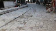 Hatay Büyükşehir Belediyesi, eski Antakya’nın sokaklarının zeminini iyileştiriyor