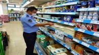 Hatay Büyükşehir Belediyesi Zabıta ekipleri market denetimlerini sürdürüyor