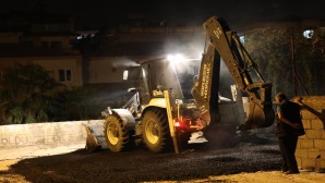 Cumhuriyet Mahallesi İpek sokaklarda asfaltlama çalışmaları sürüyor