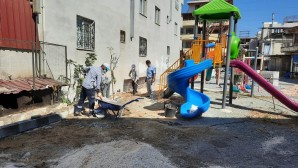 Antakya Belediyesi Park ve Yeşil alanlardaki onarım çalışmalarına devam ediyor