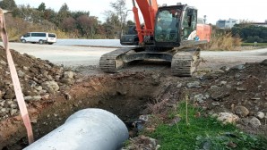 Hatay Büyükşehir Belediyesi Yağmur sularını kontrol altına alıyor