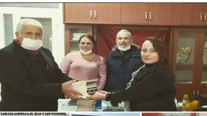 Mehmet Perçemli’den Hacı Bektaş Vali Lisesine kitap bağışı