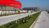 Hatay Büyükşehir Belediyesi Yeni stad ile Şehir Hastanesi güzergahında refüj düzenlemesi yaptı