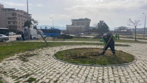 Antakya Belediyesi Ağaçlandırma çalışmalarını sürdürüyor
