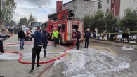 Hatay Büyükşehir belediyesi İtfaiyesi sünger fabrikası yangınına hızla müdahale etti