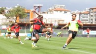 Atakaş Hatayspor’da çalışmalar Galatarasay maçına