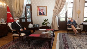Vali Rahmi Doğan, UNDP Türkiye Mukim Temsilcisi   Louisa Vinton’u  Kabul Etti