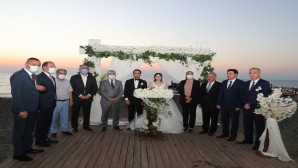 Vali Rahmi Doğan Şehit Polis Memuru Mehmet Selçuk’un kızının düğününe katıldı