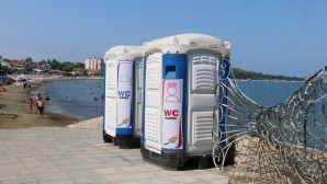 Hatay Büyükşehir Belediyesinden Kıyı şeridinde Mobil tuvalet uygulaması!