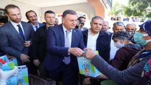 Hatay Büyükşehir Belediyesi ücretsiz süt dağıtımına başladı