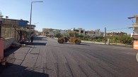 Hatay Büyükşehir Belediyesi Samandağ’ında asfalt çalışmalarını sürdürüyor