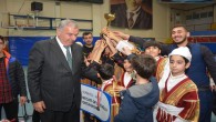 Başkan İzzettin Yılmaz Türk Halk Oyunları Yarışması ödül törenine katıldı