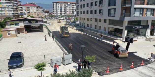 Antakya Belediyesi Odabaşı’nda asfaltlama çalışmaları gerçekleştirdi