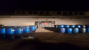 Samandağ Kurtderesi’nde 10 ton 600 kilogram sahte içki yakalandı