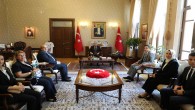 Vali Rahmi Doğan, Hatay Yeşilay Şube Başkanlığı Yönetim Kurulu Üyelerini Kabul Etti