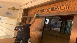 Antakya Belediyesi İbadethaneleri temizlemeye devam ediyor!