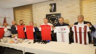 Cumhuriyet takımı Atakaş Hatayspor yeni formasını tanıttı