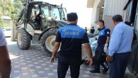 Hatay Büyükşehir Belediyesi Zabıtası Merdiven altında faaliyet gösteren süt ürünleri imalathanesi mühürledi!