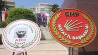 CHP ve Atatürkçü Düşünce Derneği 30 Ağustos dolayısıyla Atatürk anıtına çelenk koydular