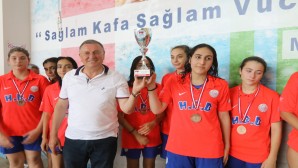 Hatay Büyükşehir Belediyespor Kadın Su topu takımı 1. Lige yükseldi!