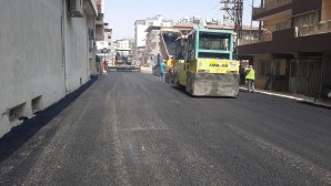 Hatay Büyükşehir Belediyesi Antakya Odabaşı ile Hassa Güvenç Mahallesinde beton asfalt serimi yaptı