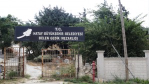 Hatay Büyükşehir Belediyesi İbadethane ve Mezarlıklarda Bakım Çalışmalarını sürdürüyor!