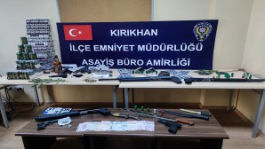 Kırıkhan’da Uyuşturucu operasyonu: 5 kişi yakalandı