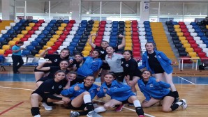 Antakya Belediyesi Kadın Voleybol Takımı Adıyaman Gençlerbirliği’ni 3-0 yendi