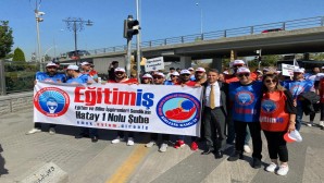 Eğitim-İş Ankara’daki yürüyüşü değerlendirdi: On binlerce üyemiz ile Başöğretmenimiz Atatürk’e yürüdük!