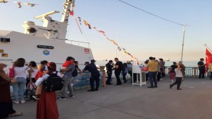 İskenderun’da Sahil Güvenlik Botları 29 Ekim Cumhuriyet Bayramında vatandaşların ziyaretine açıldı