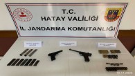 Jandarma’dan İskenderun’da silah tüccarlarına operasyon: 2 Tabanca ile çeşitli çaplarda 235 mermi yakalandı
