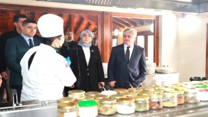 Vali Rahmi Doğan, Hatay Valiliği Mutfak Sanatları Merkezini Ziyaret Etti