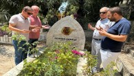 Türkiye Gazeteciler Federasyonu  heyeti Beyhan Cenkçi’yi mezarı başında andı