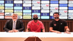 Atakaş Hatayspor sol kanat oyuncusu Didier Lamkel Ze 2 yıllık sözleşme imzaladı