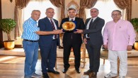 Türkiye Gazeteciler Federasyonu heyeti Antalya Valisi Hulusi Şahin’i ziyaret etti