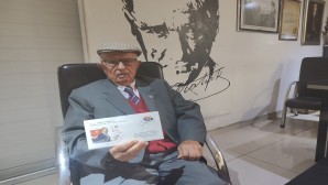 Emekli Ziraat Mühendisi Ünsal Ateşoğlu 21 yıl önce Cumhuriyetin 100. Yılı için mektup yazdı!