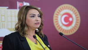 CHP Hatay Milletvekili Nermin Yıldırım Kara: Öğretmenler gününde Öğretmenlere bir maaş ikramiye verilsin!