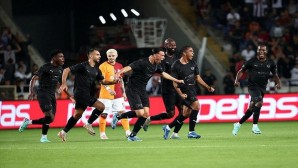 Hatayspor Galatasaray’ın yenilmezlik ünvanına son verdi: 2-1
