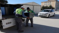 <strong>Hatay Büyükşehir Belediyesi Samandağ’daki Okullara atık geri dönüşüm kutularını dağıtmaya başladı</strong>
