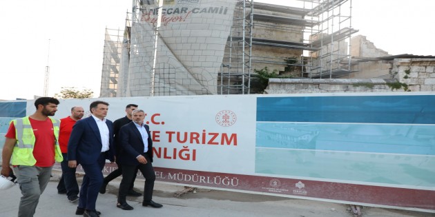 <strong>Hatay Büyükşehir Belediye Başkanı Mehmet Öntürk, Hatay’ın inşa ve ihyası için sahaya indi!     </strong>