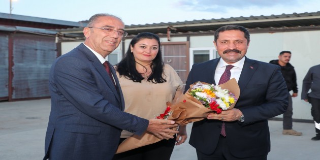 Hatay Valisi Mustafa Masatlı’dan Antakya Belediye Başkanı İbrahim Naci Yapar’a ziyaret