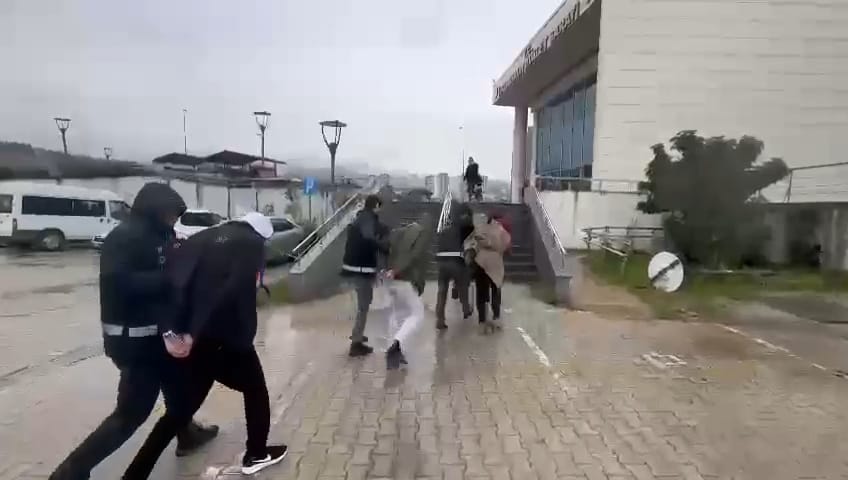 İskenderun’da 4 hırsızlık şüphelisinden ikisi tutuklandı